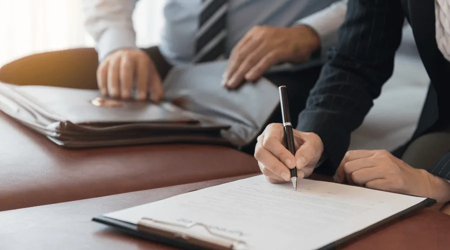 Infographic summarising the key benefits of SMB1001 certification